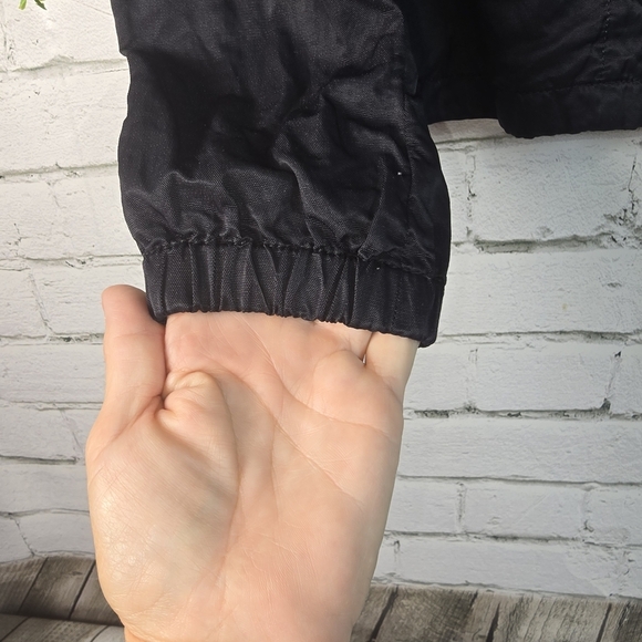 TALBOTS BLACK MOTO STYLE NYLON RAIN JACKET, ASSYMETRICAL SIZE 12 - Picture 6 of 14